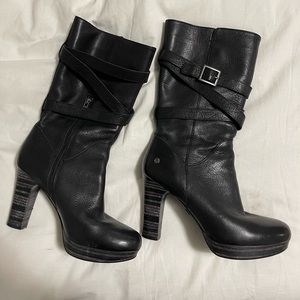 Ugg Boots Leather- Size 7.5
